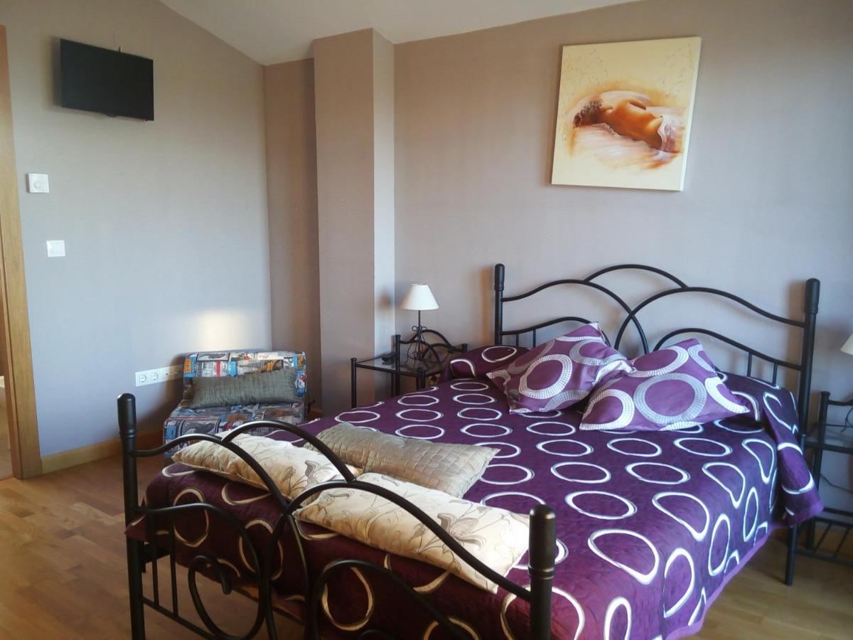 Apartamento Golf Buenas Vistas Cirueña المظهر الخارجي الصورة