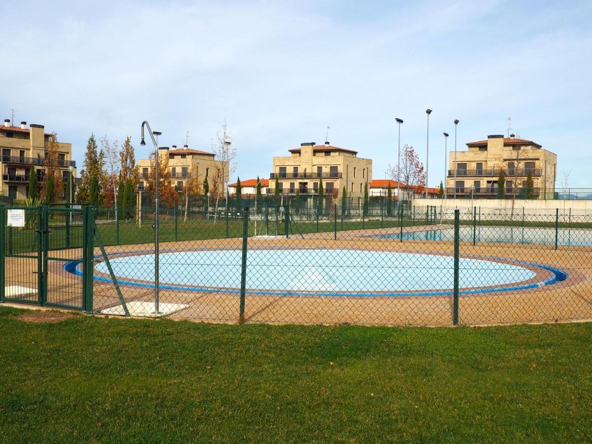 Apartamento Golf Buenas Vistas Cirueña المظهر الخارجي الصورة